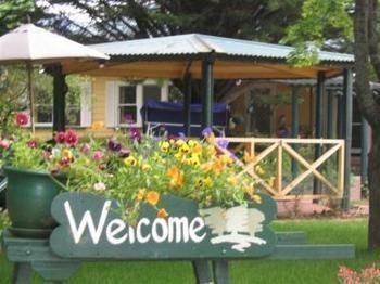 Carawatha Gardens Villa Брайт Екстериор снимка