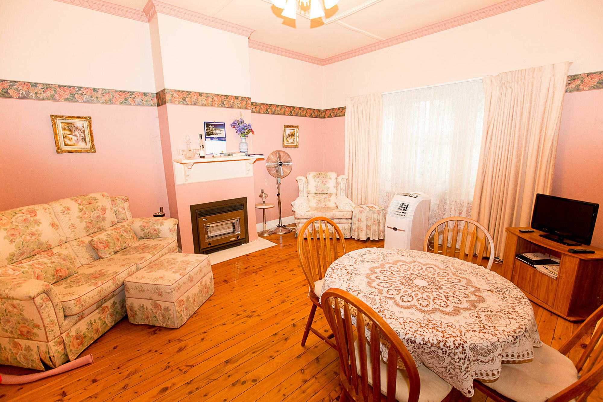 Carawatha Gardens Villa Брайт Екстериор снимка